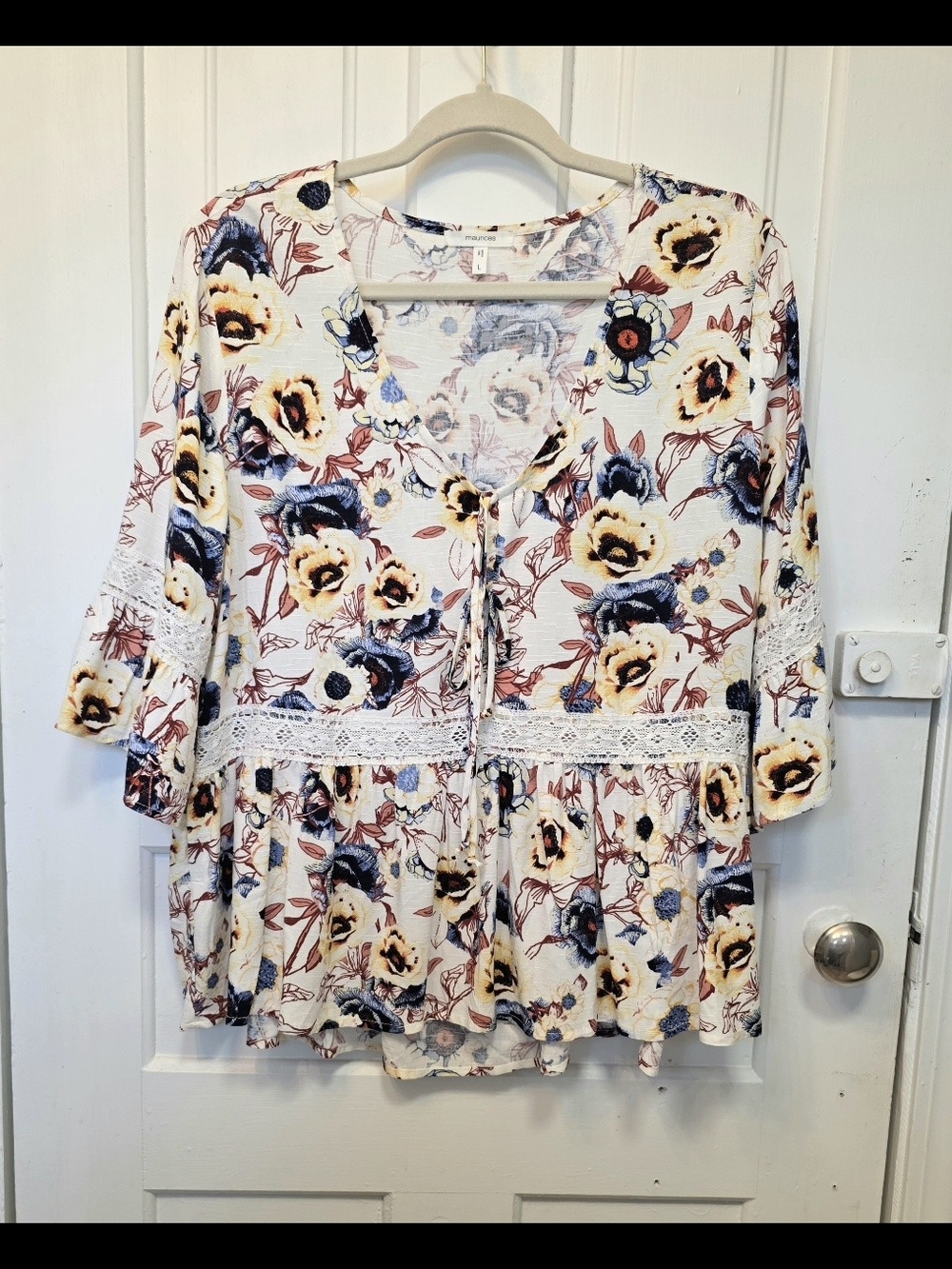 Maurices Women's Boho Peasant Cottagecore Feminine Blouse Lace Accents Size L